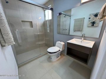 Real Solare Casa Nueva para Estrenar con Arquitectura Contemporánea RAH783