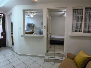 Departamento en RENTA amueblado en Planta Baja Vista Hermosa Monterrey