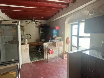 ESPACIOSO LOCAL EN RENTA EN EL CENTRO HISTÓRICO DE CAMPECHE, CAMPECHE