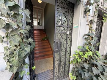 CASA DE ÉPOCA EN VENTA  EN LA ROMA NORTE!!