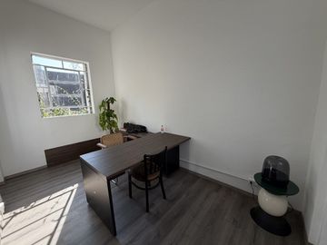CASA DE ÉPOCA EN VENTA  EN LA ROMA NORTE!!