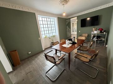 CASA DE ÉPOCA EN VENTA  EN LA ROMA NORTE!!