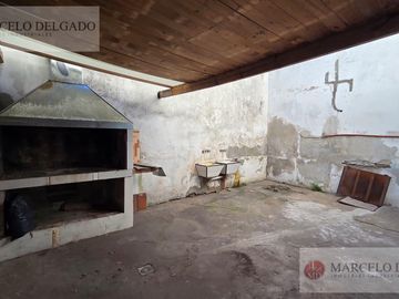 Deposito - galpón  de 250 m2  en Parque Patricios en Alquiler