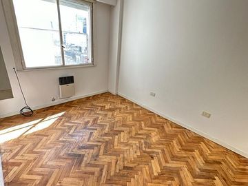 Departamento 51 Nº 664 entre 8 y 9 6to B