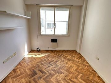 Departamento 51 Nº 664 entre 8 y 9 6to B