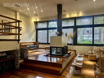 CASA VENTA VICENTE LÓPEZ 7 AMBIENTES PISCINA JARDIN COCHERA