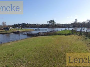 Excepcional lote en venta en Albanueva, ubicación privilegiada con las mejores vistas