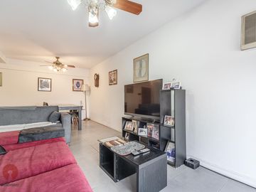 Venta Departamento 5 ambientes en Flores