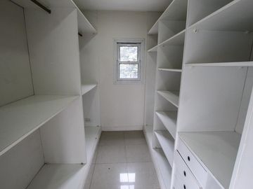 Casa en Venta de 4 ambientes en 2 plantas en Solar del Bosque Canning!!! con Piscina