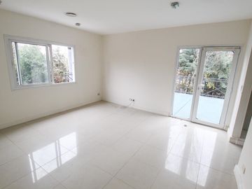 Casa en Venta de 4 ambientes en 2 plantas en Solar del Bosque Canning!!! con Piscina