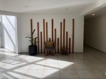 VENTA CON RENTA - Condominio Aguaribay