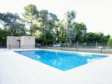 VENTA CON RENTA - Condominio Aguaribay