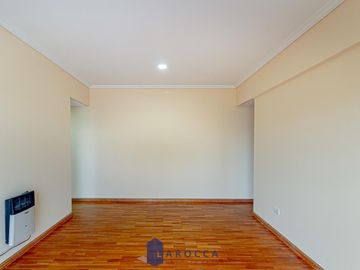 VENDIDO - DEPARTAMENTO - VENTA - CABALLITO - 2 AMB - BALCON - LAVADERO