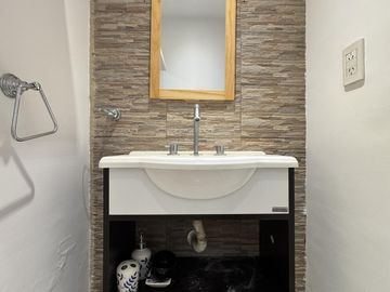 Venta Casa 5 ambientes con piscina en Fincas de Iraola II-Berazategui