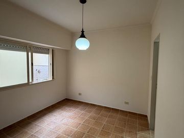 Alquiler Departamento 2 ambientes Liniers
