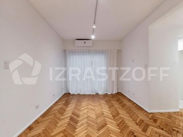 Departamento de 1 dormitorio en alquiler en Recoleta. Refaccionado