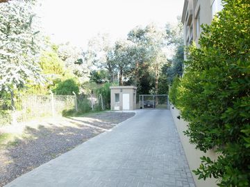 VENTA CON RENTA - Condominio Aguaribay