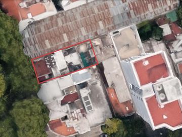 Casa al frente
