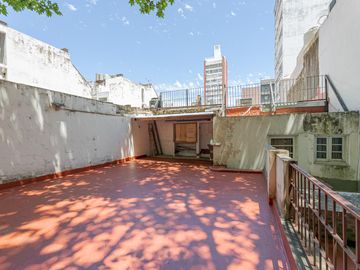 Casa al frente