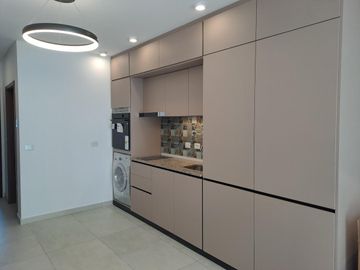 Monoambiente / Apto profesional / A ESTRENAR / Equipado / Flores  2 F