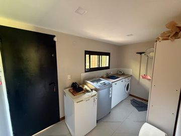 Casa a la venta en zona Highland park, Pilar