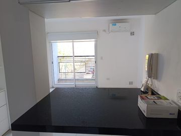 Departamento Monoambiente en Alquiler en Olivos con Balcon