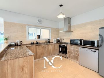 Casa en venta en Costa Esmeralda - Con GAS NATURAL