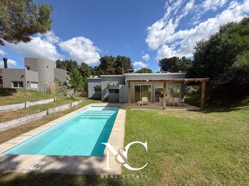 Casa en venta en Costa Esmeralda - Con GAS NATURAL