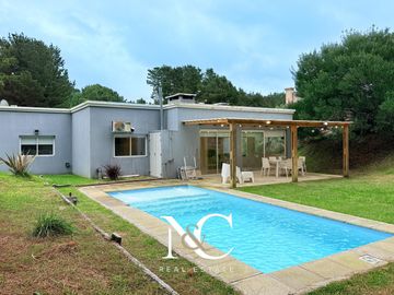 Casa en venta en Costa Esmeralda - Con GAS NATURAL