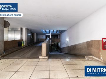 Oficina en Recoleta PERMUTA O FINANCIACION - Opción Cochera