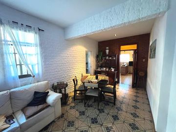 VENTA PH 5 AMBIENTES EN VILLA ADELINA