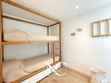 Casa en venta en Costa Esmeralda 4 Dorm. Cochera cubierta