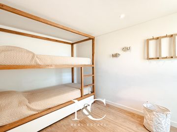 Casa en venta en Costa Esmeralda 4 Dorm. Cochera cubierta