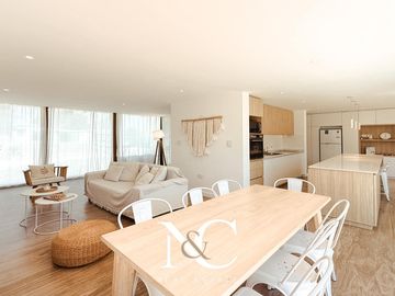 Casa en venta en Costa Esmeralda 4 Dorm. Cochera cubierta