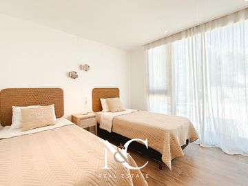 Casa en venta en Costa Esmeralda 4 Dorm. Cochera cubierta
