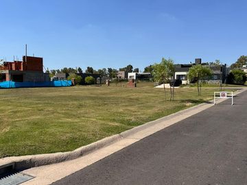 Oportunidad Lote en Venta en Santa Elisa Pilar del Este I VCO Propiedades