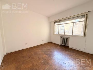 Departamento en Venta - 4 Ambientes - 3 Dormitorios con dependencia - Palermo - Apto Crédito