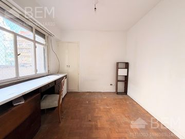 Departamento en Venta - 4 Ambientes - 3 Dormitorios con dependencia - Palermo - Apto Crédito