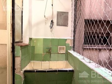 Departamento en Venta - 4 Ambientes - 3 Dormitorios con dependencia - Palermo - Apto Crédito