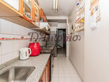 Venta - 3 ambientes - Tipo casa - Tríplex con terraza, balcón y patio