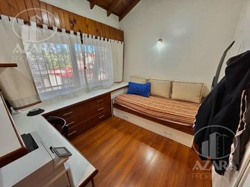 PH 5 ambientes totalmente independiente con galería, parrilla y pequeño jardín en Florida