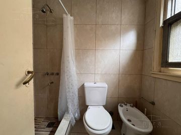 Recoleta   Junin y Juncal monoambiente piso 3
