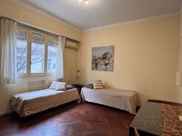 Recoleta   Junin y Juncal monoambiente piso 3