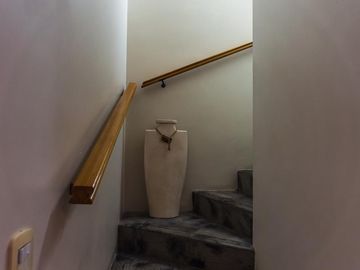 Departamento 3 ambientes en venta en lujan centro con patio y cochera apto credito