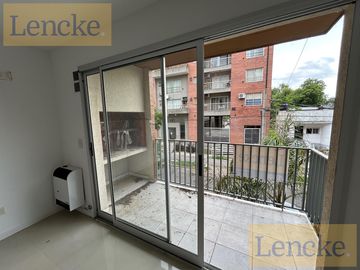 A estrenar, entrega inmediata, 2 ambientes en venta, cochera incluida