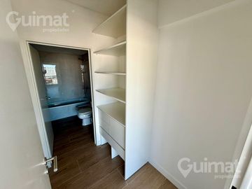 1 Amb Div - Av. Independencia - Exc. Vista - Full Amenities