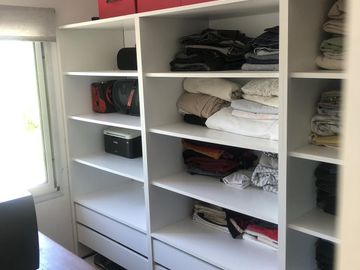 Casa en Manuel B Gonnet - Venta - 2 Casas en un lote - 4 Dormitorios