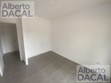 Casa a estrenar 2 dormi en barrio cerrado Garden sobre ruta 36 altura Arturo Segui