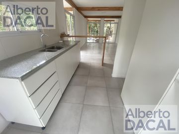 Casa a estrenar 2 dormi en barrio cerrado Garden sobre ruta 36 altura Arturo Segui