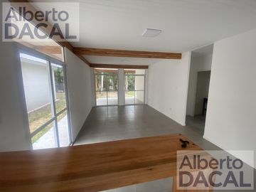 Casa a estrenar 2 dormi en barrio cerrado Garden sobre ruta 36 altura Arturo Segui
